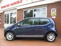 Blauw Gebruikt 2016 VW up! CLUB Hatchback | € 9.000 (Iets duurder)