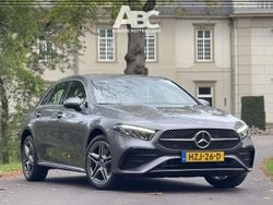 Grijs Gebruikt 2024 Mercedes A250 AMG line Hatchback | € 35.900 (Eerlijke prijs)