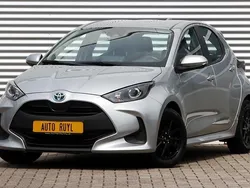 Zilver, metallic lak Gebruikt 2022 Toyota Yaris Active Hatchback | € 18.885 (Eerlijke prijs)