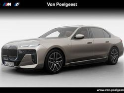 Oxidgrau metallic (grijs metallic) Nieuw 2025 BMW i7 M Sport Sedan | € 146.069