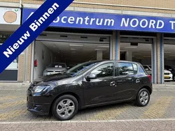 Zwart Gebruikt 2016 Dacia Sandero Anniversary Hatchback | € 5.949 (Eerlijke prijs)