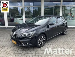 Zwart Gebruikt 2019 Renault Mégane IV Bose Edition Hatchback | € 16.995 (Iets duurder)