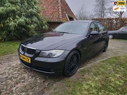 Zwart Gebruikt 2007 BMW 318 Sedan | € 3.500