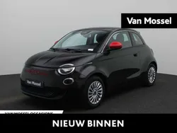 Zwart Gebruikt 2023 Fiat 500e Red Hatchback | € 20.900 (Eerlijke prijs)