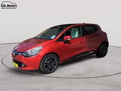 Rood Gebruikt 2015 Renault Clio Coupé | € 8.750