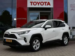 Wit Gebruikt 2019 Toyota RAV4 Hybrid Active SUV | € 29.999 (Goede deal)