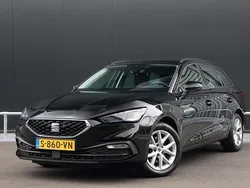 Zwart Gebruikt 2023 Seat Leon Reference Stationwagen | € 18.995 (Eerlijke prijs)