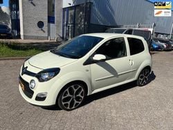 Geel Gebruikt 2012 Renault Twingo Collection Hatchback | € 3.750 (Eerlijke prijs)