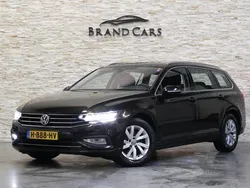 Bruin Gebruikt 2020 VW Passat Comfortline Stationwagen | € 15.999 (Super prijs)