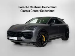 Chromite zwart metallic Gebruikt 2024 Porsche Cayenne Turbo E-Hybrid SUV | € 214.900