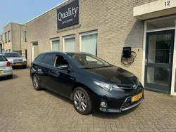 Grijs Gebruikt 2013 Toyota Auris Touring Sports Executive Stationwagen | € 7.999 (Goede deal)