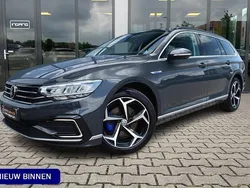Grijs Gebruikt 2020 VW Passat Business Stationwagen | € 24.900 (Goede deal)