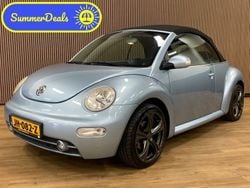 Blauw, metallic lak Gebruikt 2005 VW Beetle Comfortline Cabriolet | € 4.745 (Eerlijke prijs)