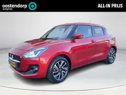 Rood Gebruikt 2023 Suzuki Swift Style Hatchback | € 18.950 (Eerlijke prijs)
