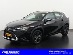 Overig Gebruikt 2019 Lexus UX 250h Business Edition SUV | € 24.690 (Eerlijke prijs)