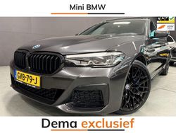 Grijs Gebruikt 2021 BMW 530e M Sport Stationwagen | € 31.950 (Goede deal)