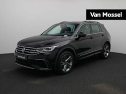 Zwart Gebruikt 2022 VW Tiguan Business+ SUV | € 31.900 (Goede deal)