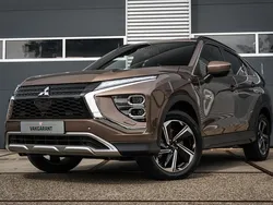 Bruin Gebruikt 2024 Mitsubishi Eclipse Cross Intense+ SUV | € 30.950 (Eerlijke prijs)