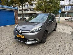 Grijs Gebruikt 2014 Renault Scénic III Bose Edition MPV | € 3.400 (Super prijs)
