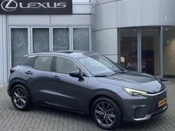 Grijs Gebruikt 2024 Lexus LBX SUV | € 35.640