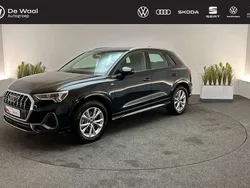 Zwart, metallic lak Gebruikt 2022 Audi Q3 Advanced SUV | € 39.895 (Eerlijke prijs)