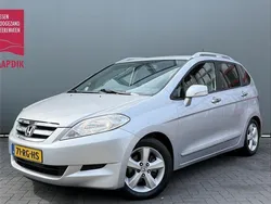 Grijs, metallic lak Gebruikt 2005 Honda FR-V Lifestyle MPV | € 5.444 (Iets duurder)