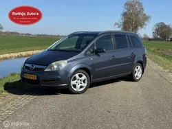 Grijs Gebruikt 2006 Opel Zafira Business MPV | € 1.750 (Eerlijke prijs)