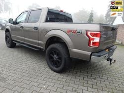 Grijs Gebruikt 2019 Ford V8 XLT Van | € 34.950