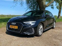 Zwart Gebruikt 2021 Audi A3 S-Line Hatchback | € 24.995 (Goede deal)