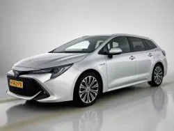 Grijs metallic Gebruikt 2019 Toyota Corolla Style Stationwagen | € 19.945