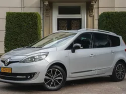 Grijs Gebruikt 2014 Renault Grand Scénic III Bose Edition MPV | € 8.940