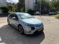 Grijs, metallic lak Gebruikt 2013 Opel Ampera Hatchback | € 5.200