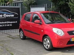 Rood Gebruikt 2011 Kia Picanto Hatchback | € 2.499 (Eerlijke prijs)