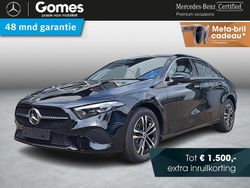 Zwart Gebruikt 2024 Mercedes A250 Luxury Sedan | € 39.950 (Iets duurder)