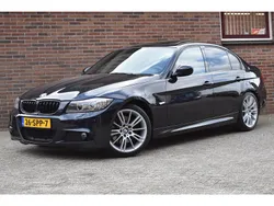 Zwart Gebruikt 2012 BMW 330 Sport Line Sedan | € 16.949