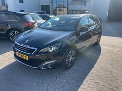 Zwart Gebruikt 2016 Peugeot 308 Allure Stationwagen | € 3.949 (Goede deal)