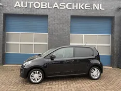 Zwart, metallic lak Gebruikt 2018 VW up! high up! Hatchback | € 9.998 (Eerlijke prijs)