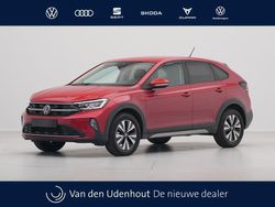 Rood, metallic lak Gebruikt 2022 VW Taigo Life SUV | € 22.640 (Super prijs)