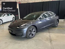 Zilver, metallic lak Gebruikt 2020 Tesla Model 3 Long Range Sedan | € 25.300 (Eerlijke prijs)