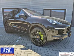 Zwart Gebruikt 2015 Porsche Cayenne SUV | € 35.900 (Eerlijke prijs)
