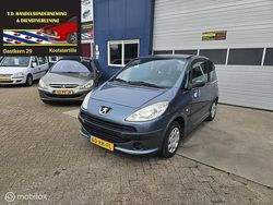 Grijs Gebruikt 2005 Peugeot 1007 Hatchback | € 1.250 (Eerlijke prijs)