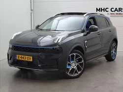 Zwart Gebruikt 2024 Lynk & Co 01 SUV | € 27.200 (Eerlijke prijs)