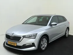 Grijs Gebruikt 2023 Skoda Scala Ambition Hatchback | € 19.250 (Eerlijke prijs)