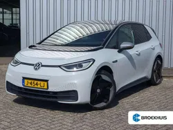 Wit, metallic lak Gebruikt 2020 VW ID.3 Hatchback | € 19.900