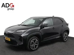 Zwart Gebruikt 2022 Toyota Yaris Cross SUV | € 30.450 (Iets duurder)