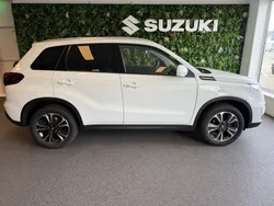 Wit Gebruikt 2024 Suzuki Vitara Style SUV | € 26.750 (Eerlijke prijs)