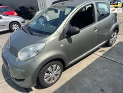 Groen, metallic lak Gebruikt 2009 Citroën C1 Hatchback | € 2.250 (Eerlijke prijs)