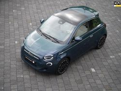 Groen Gebruikt 2021 Fiat 500e La Prima Hatchback | € 19.900 (Eerlijke prijs)