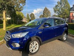Blauw Gebruikt 2017 Ford Kuga Trend SUV | € 16.950 (Iets duurder)