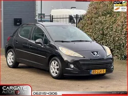 Zwart Gebruikt 2010 Peugeot 207 Hatchback | € 2.453 (Duur)